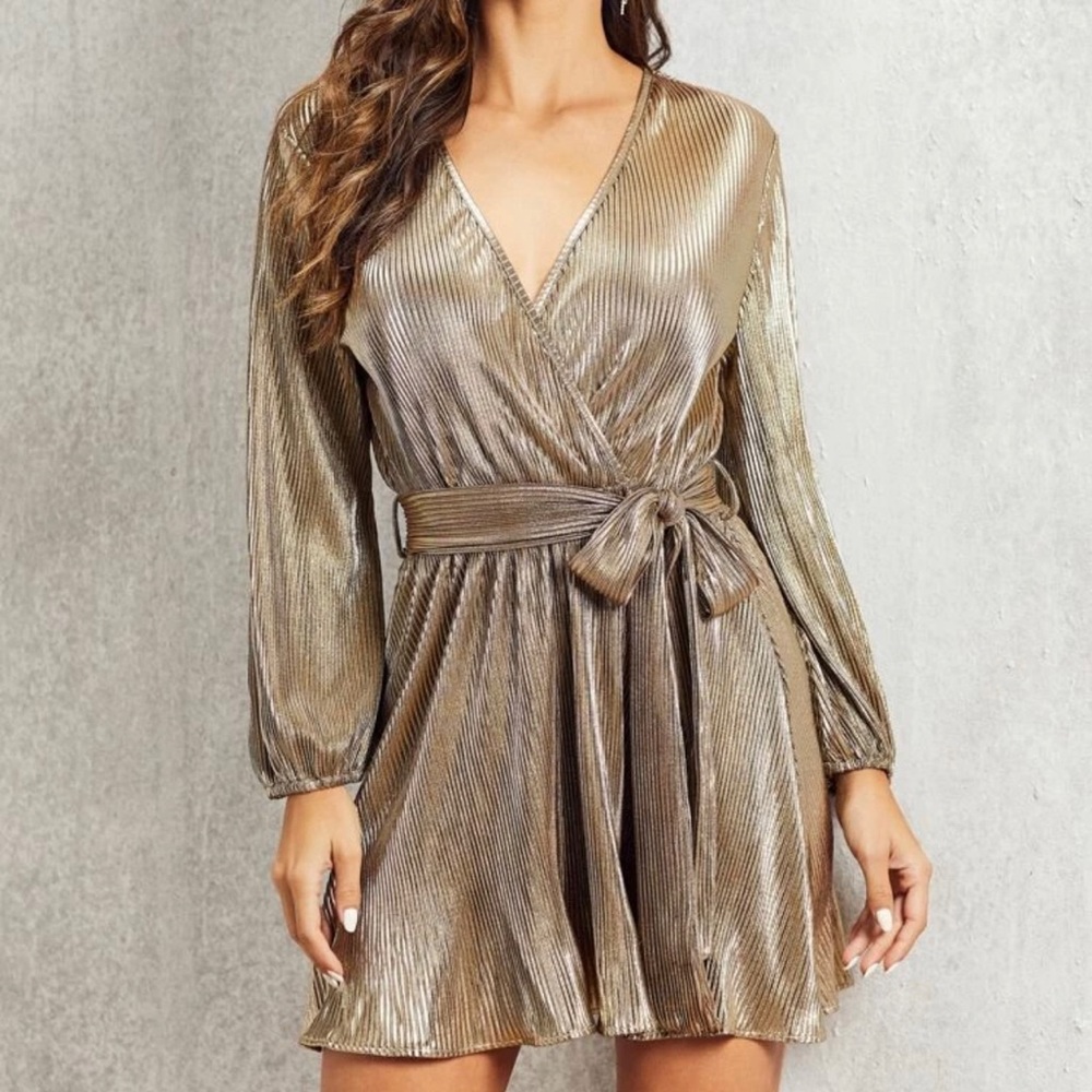 Golden Dress long sleeve